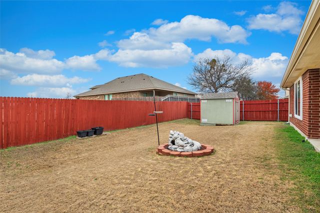 11816 Anna Grace Drive, Fort Worth, TX 76028