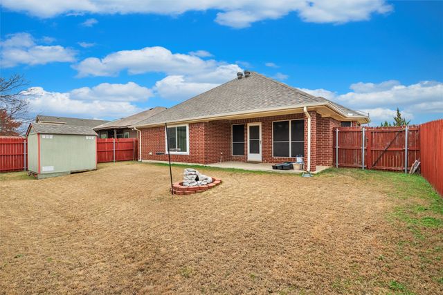 11816 Anna Grace Drive, Fort Worth, TX 76028