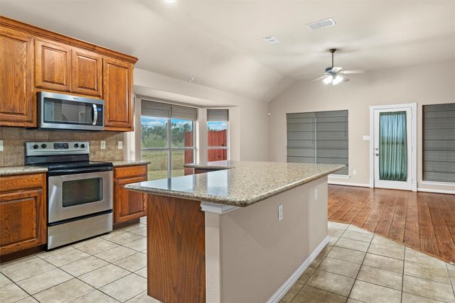 11816 Anna Grace Drive, Fort Worth, TX 76028