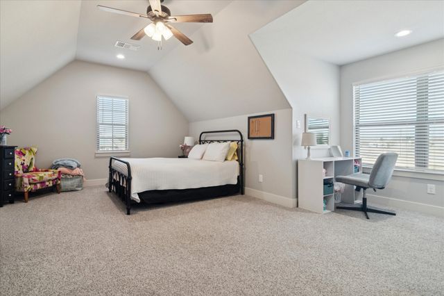 920 Cheyenne Trail, Trenton, TX 75490