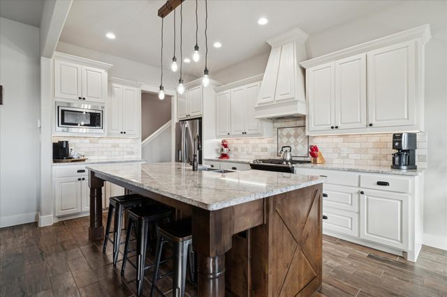 920 Cheyenne Trail, Trenton, TX 75490