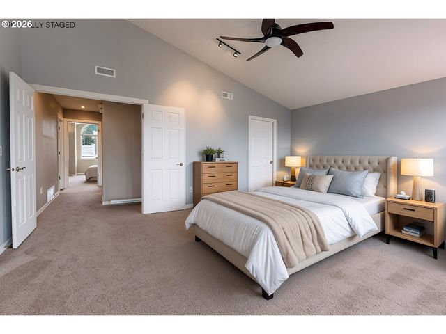 11041 Se HENDERSON Dr, Portland, OR 97266