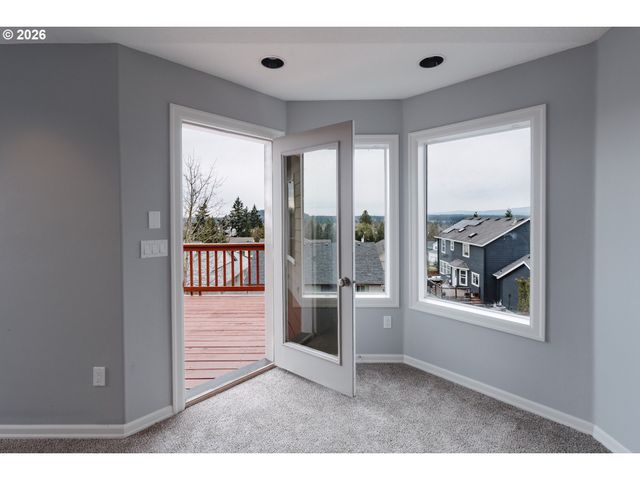 11041 Se HENDERSON Dr, Portland, OR 97266