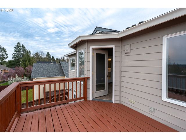 11041 Se HENDERSON Dr, Portland, OR 97266