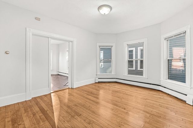 22 Royal St, Boston, MA 02134