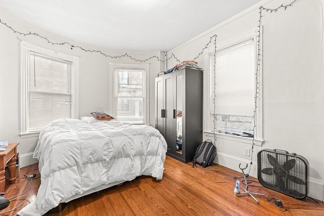 22 Royal St, Boston, MA 02134