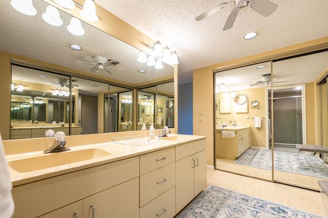 6404 SE Brandywine Court 104, Stuart, FL 34997