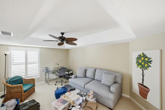 6404 SE Brandywine Court 104, Stuart, FL 34997