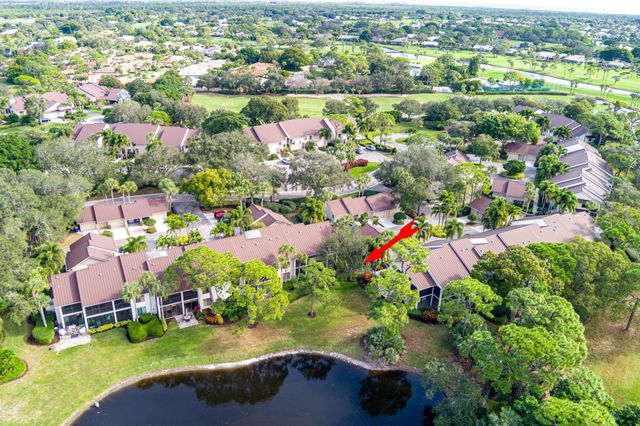 6404 SE Brandywine Court 104, Stuart, FL 34997