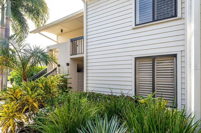 6404 SE Brandywine Court 104, Stuart, FL 34997