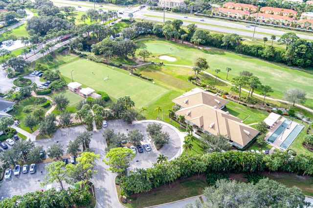 6404 SE Brandywine Court 104, Stuart, FL 34997