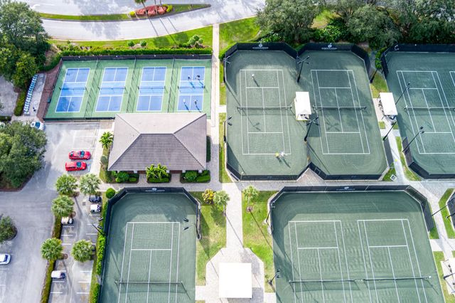 6404 SE Brandywine Court 104, Stuart, FL 34997