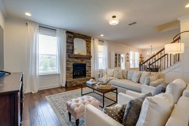 4822 Genoa Dr, Mount Juliet, TN 37122