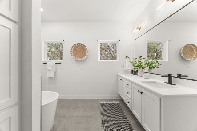 15920 Salado Drive, Temple, TX 76502