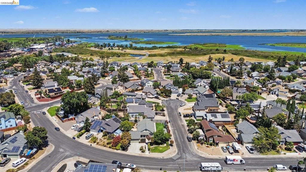 Image 13 of property listing at 1760 Domaine Way, Oakley, CA 94561