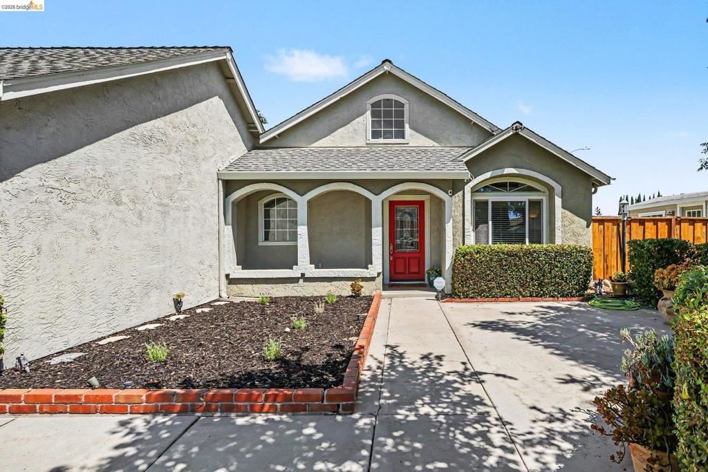 Image 18 of property listing at 1760 Domaine Way, Oakley, CA 94561