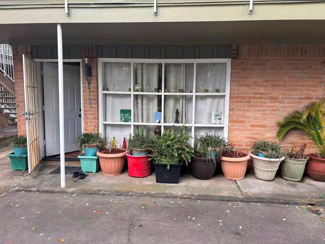 7925 Rampart Street 107, Houston, TX 77081