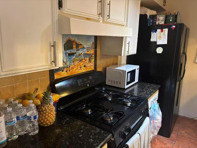7925 Rampart Street 107, Houston, TX 77081
