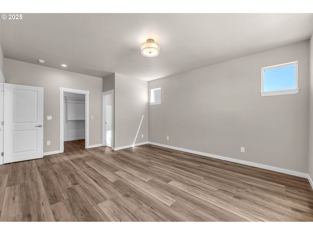 6107 Ne 45th Ct, Vancouver, WA 98661