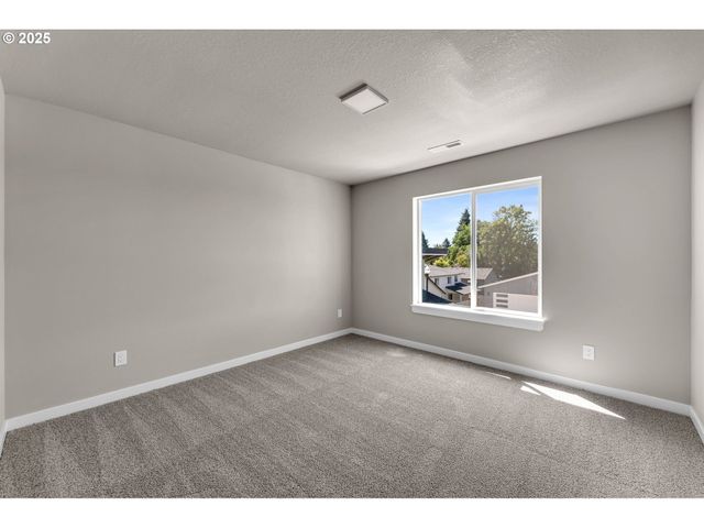 6107 Ne 45th Ct, Vancouver, WA 98661