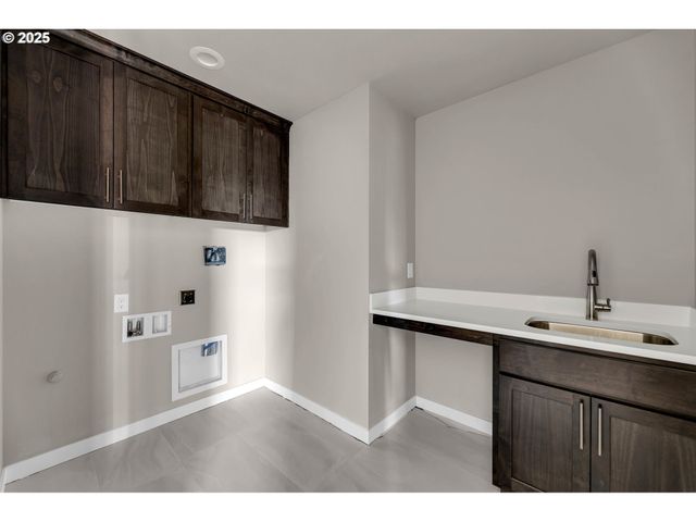 6107 Ne 45th Ct, Vancouver, WA 98661