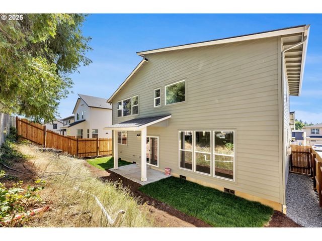 6107 Ne 45th Ct, Vancouver, WA 98661