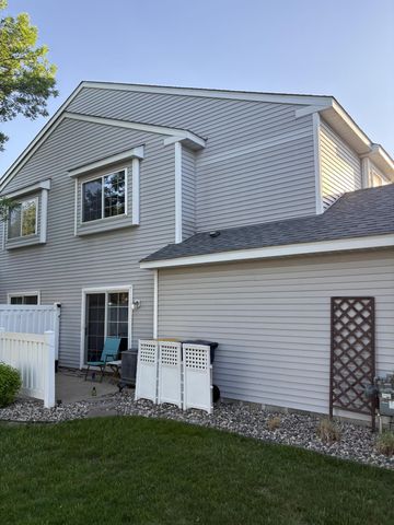 15929 Flotilla Trail 266, Apple Valley, MN 55124