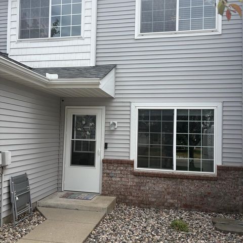 15929 Flotilla Trail 266, Apple Valley, MN 55124