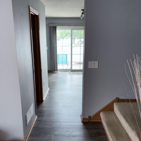 15929 Flotilla Trail 266, Apple Valley, MN 55124
