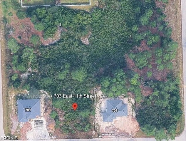703 E 11th ST, Lehigh Acres, FL 33972