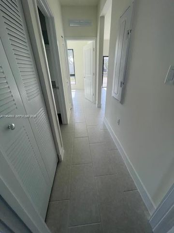 8167 NW 41st St E-111, Doral, FL 33166