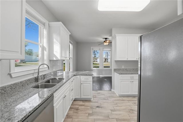 12070 Rolfe HWY, Surry, VA 23883