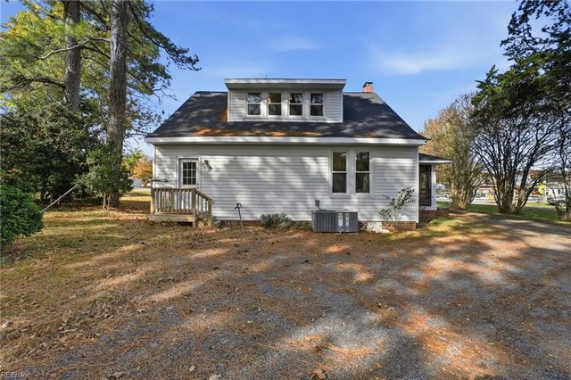 12070 Rolfe HWY, Surry, VA 23883