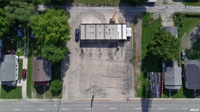 500 MCKINLEY Avenue, Bartonville, IL 61607