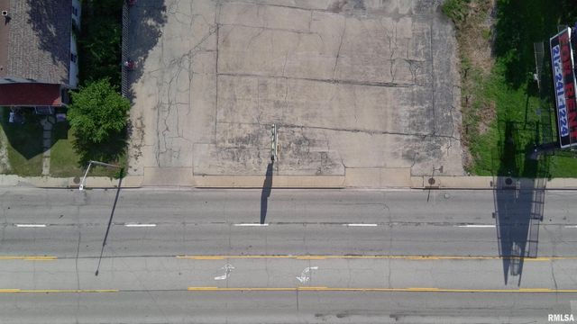 500 MCKINLEY Avenue, Bartonville, IL 61607