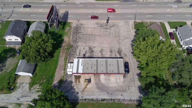 500 MCKINLEY Avenue, Bartonville, IL 61607