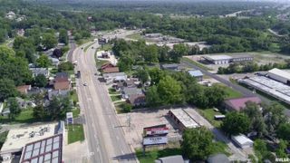 500 MCKINLEY Avenue, Bartonville, IL 61607