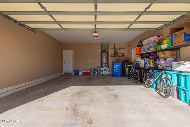 1864 W BUCKHORN Trail, Phoenix, AZ 85085