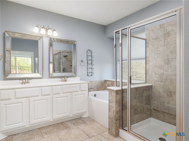225 Kirkhill Street, Hutto, TX 78634