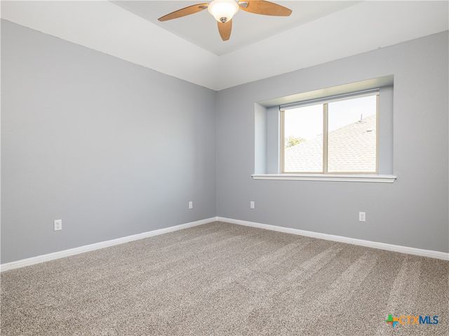 225 Kirkhill Street, Hutto, TX 78634
