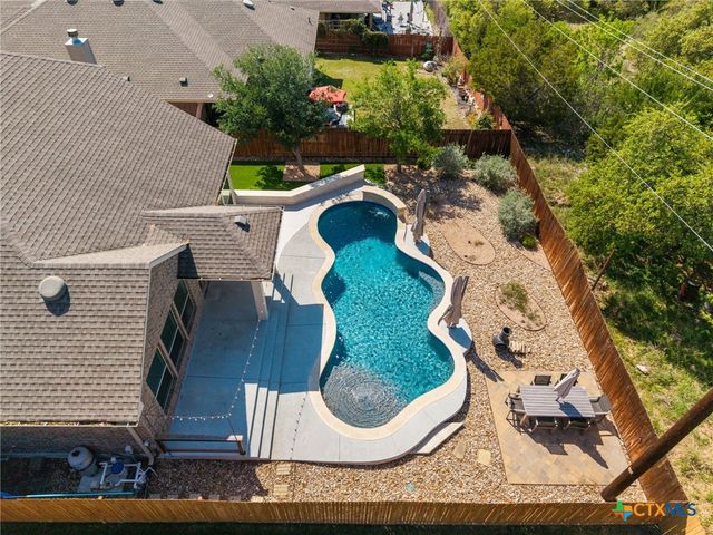 225 Kirkhill Street, Hutto, TX 78634