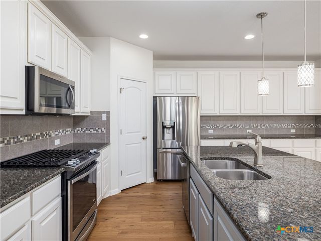 225 Kirkhill Street, Hutto, TX 78634
