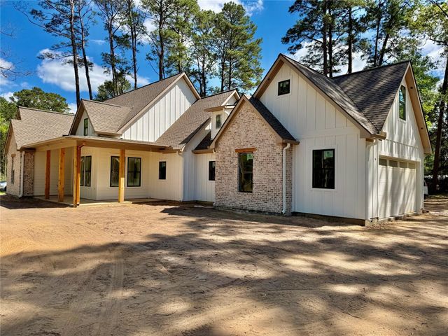 11486 Almond Court, Plantersville, TX 77363