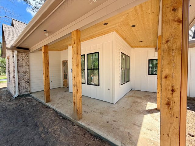 11486 Almond Court, Plantersville, TX 77363