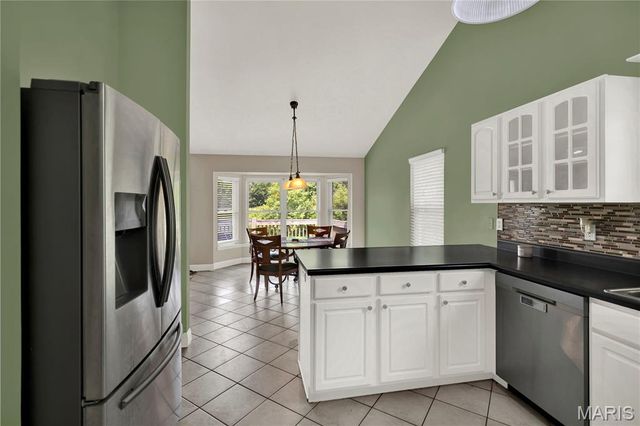 215 Candlewick Drive, Pacific, MO 63069
