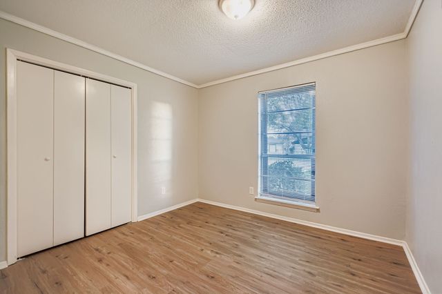 1917 Aspen Lane, Garland, TX 75044