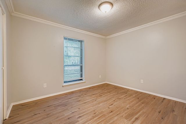 1917 Aspen Lane, Garland, TX 75044