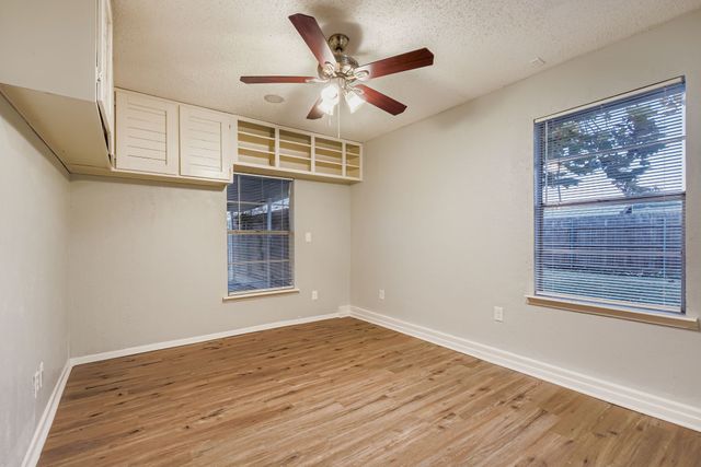 1917 Aspen Lane, Garland, TX 75044