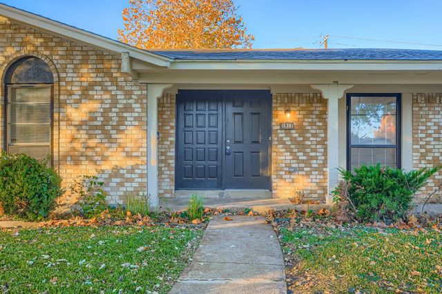 1917 Aspen Lane, Garland, TX 75044