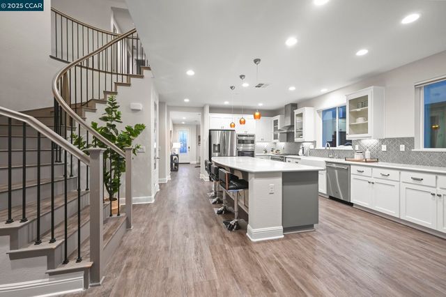 2812 Rio Seco Dr, Bay Point, CA 94565